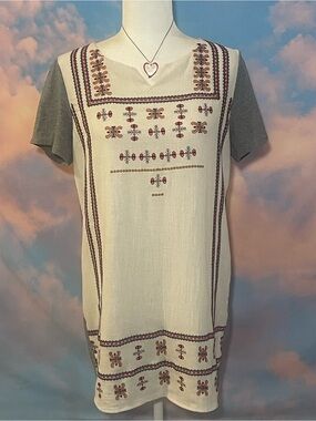 Lovely Cream/Gray Artisan Embroidered Mini Shift Dress